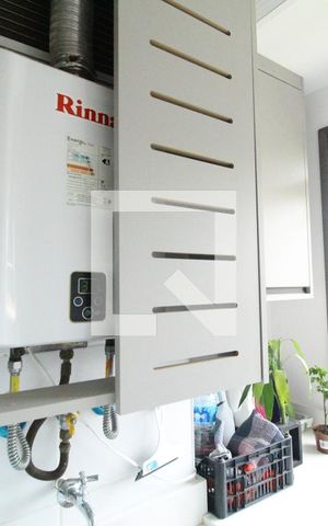 Apartamento à venda com 76m², 3 quartos e 1 vagaÁrea de serviço