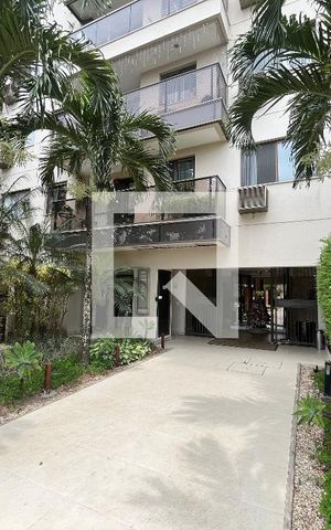 Apartamento à venda com 76m², 3 quartos e 1 vaga Apartamento à venda com 76m², 3 quartos e 1 vagaEntrada