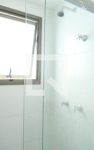 Apartamento à venda com 76m², 3 quartos e 1 vagaBanheiro da suíte