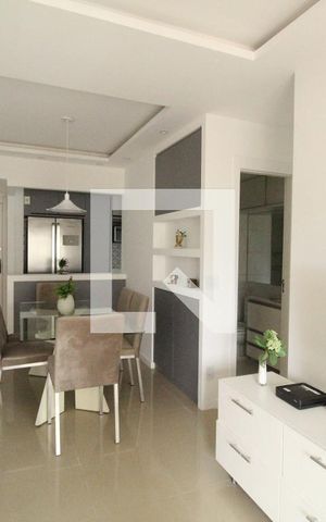 Apartamento à venda com 76m², 3 quartos e 1 vagaSala