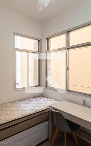 Apartamento para alugar com 74m², 2 quartos e sem vagaQuarto
