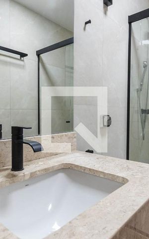 Apartamento para alugar com 74m², 2 quartos e sem vagaBanheiro Suíte