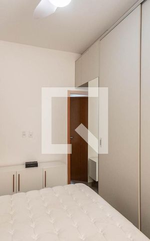 Apartamento para alugar com 74m², 2 quartos e sem vagaSuíte