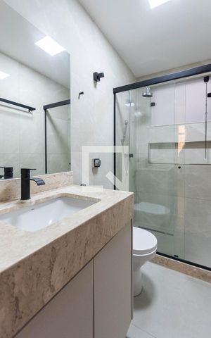 Apartamento para alugar com 74m², 2 quartos e sem vagaBanheiro Suíte