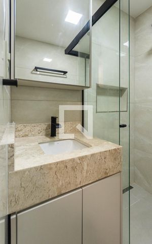 Apartamento para alugar com 74m², 2 quartos e sem vagaBanheiro