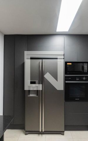 Apartamento para alugar com 74m², 2 quartos e sem vagaCozinha e Área de Serviço