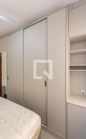 Apartamento para alugar com 74m², 2 quartos e sem vagaSuíte
