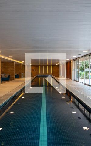 Apartamento à venda com 73m², 3 quartos e 1 vaga Apartamento à venda com 73m², 3 quartos e 1 vagaÁrea comum - Piscina coberta