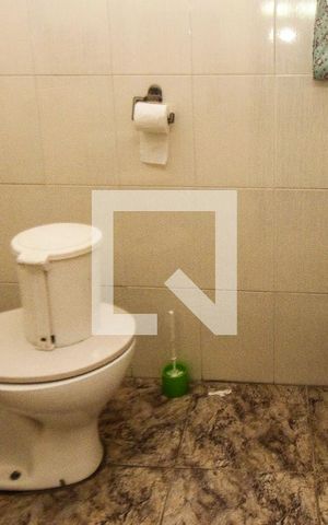 Casa à venda com 120m², 3 quartos e 1 vaga Casa à venda com 120m², 3 quartos e 1 vagaBanheiro do terraço