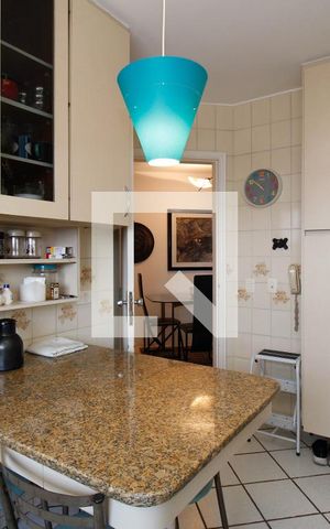 Apartamento à venda com 129m², 4 quartos e 2 vagas Apartamento à venda com 129m², 4 quartos e 2 vagasCozinha