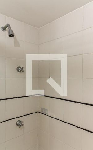 Apartamento para alugar com 32m², 1 quarto e 1 vaga Apartamento para alugar com 32m², 1 quarto e 1 vagaBanheiro