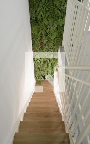 Apartamento para alugar com 100m², 3 quartos e 2 vagasEscada