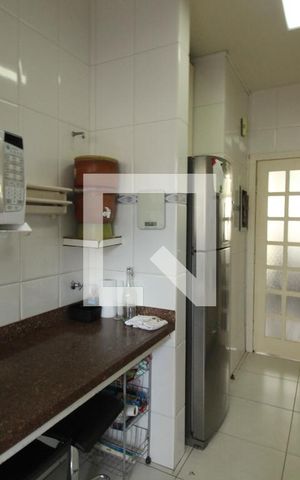 Apartamento para alugar com 146m², 4 quartos e 2 vagasCozinha
