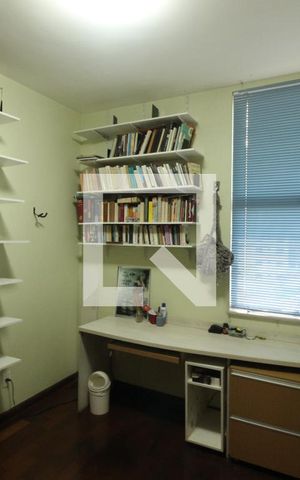 Apartamento para alugar com 146m², 4 quartos e 2 vagasQuarto