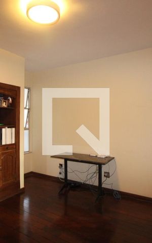 Apartamento para alugar com 146m², 4 quartos e 2 vagasSala