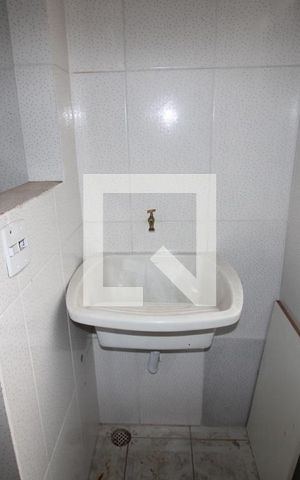 Apartamento para alugar com 48m², 2 quartos e sem vagaÁrea de Serviço