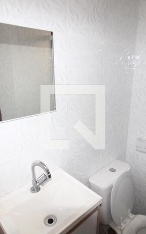 Apartamento para alugar com 48m², 2 quartos e sem vagaBanheiro