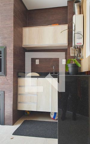 Casa à venda com 270m², 3 quartos e 2 vagasChurrasqueira