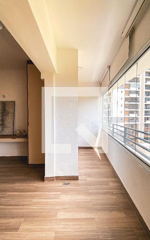 Studio à venda com 37m², 1 quarto e sem vaga Studio à venda com 37m², 1 quarto e sem vagaStudio