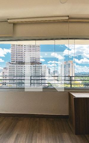 Studio à venda com 37m², 1 quarto e sem vaga Studio à venda com 37m², 1 quarto e sem vagaStudio