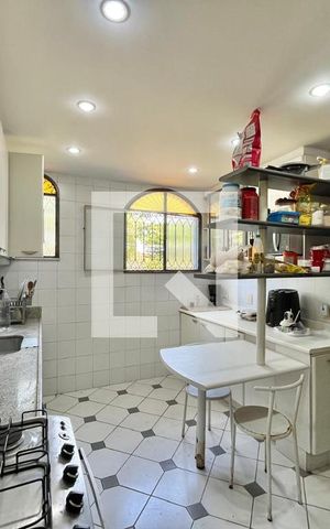 Casa à venda com 300m², 4 quartos e 2 vagasCozinha