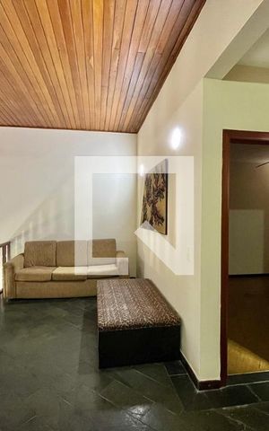 Casa à venda com 300m², 4 quartos e 2 vagasSala do segundo andar