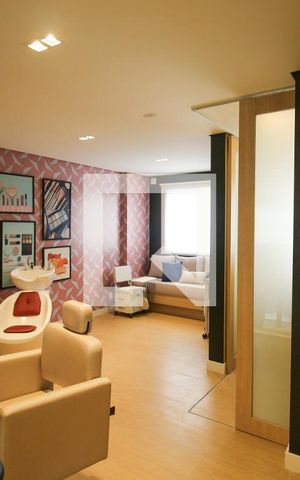Apartamento para alugar com 44m², 2 quartos e 1 vaga Apartamento para alugar com 44m², 2 quartos e 1 vagaÁrea comum / Espaço mulher