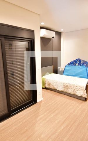 Casa de condomínio à venda com 213m², 3 quartos e 2 vagasQuarto Suíte 2