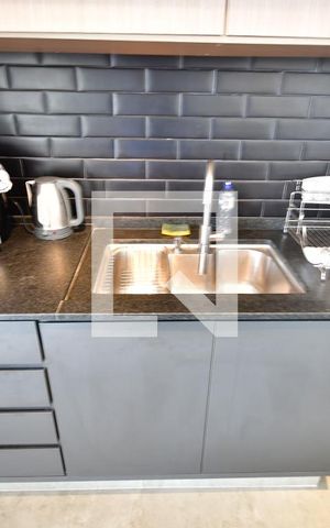 Casa de condomínio à venda com 213m², 3 quartos e 2 vagasCozinha