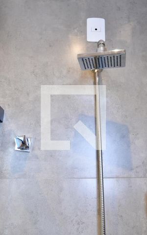 Casa de condomínio à venda com 213m², 3 quartos e 2 vagasBanheiro 2