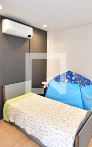 Casa de condomínio à venda com 213m², 3 quartos e 2 vagasQuarto Suíte 2
