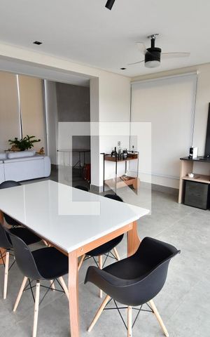 Casa de condomínio à venda com 213m², 3 quartos e 2 vagasSala