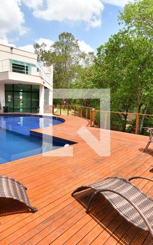 Casa de condomínio à venda com 213m², 3 quartos e 2 vagasÁrea comum - Piscina