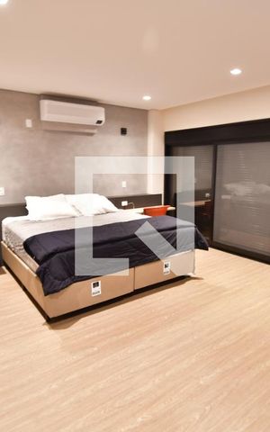 Casa de condomínio à venda com 213m², 3 quartos e 2 vagasQuarto Suíte 1
