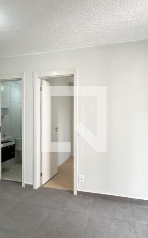 Apartamento à venda com 39m², 2 quartos e sem vaga Apartamento à venda com 39m², 2 quartos e sem vagaSala
