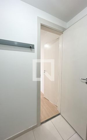 Apartamento à venda com 39m², 2 quartos e sem vaga Apartamento à venda com 39m², 2 quartos e sem vagaBanheiro