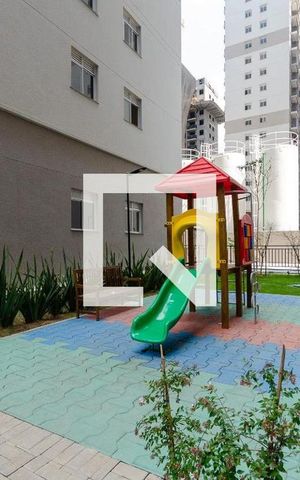 Apartamento à venda com 39m², 2 quartos e sem vaga Apartamento à venda com 39m², 2 quartos e sem vagaÁrea comum - Playground