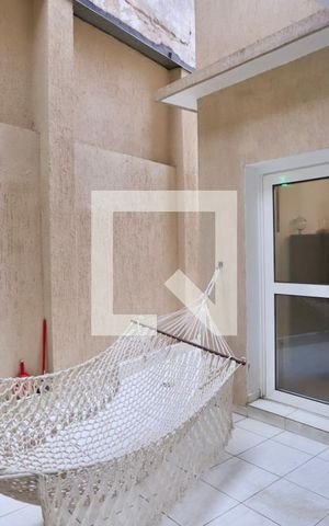Casa à venda com 260m², 4 quartos e 3 vagas Casa à venda com 260m², 4 quartos e 3 vagasQuintal