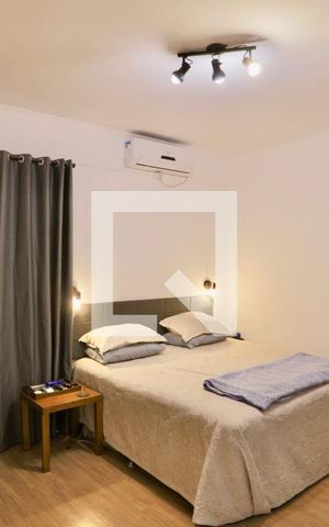 Casa à venda com 260m², 4 quartos e 3 vagas Casa à venda com 260m², 4 quartos e 3 vagasQuarto 1