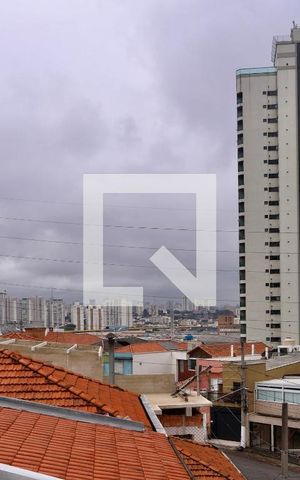 Casa à venda com 260m², 4 quartos e 3 vagas Casa à venda com 260m², 4 quartos e 3 vagasVista