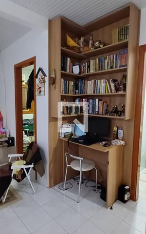 Casa à venda com 45m², 2 quartos e 1 vaga Casa à venda com 45m², 2 quartos e 1 vagaQuarto
