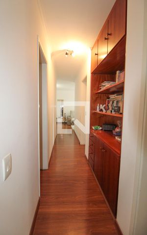 Apartamento à venda com 95m², 3 quartos e 1 vaga Apartamento à venda com 95m², 3 quartos e 1 vagaCorredor