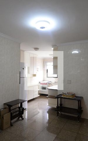 Apartamento à venda com 145m², 3 quartos e 2 vagasCozinha