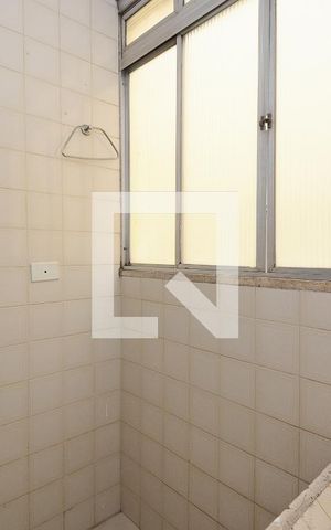 Apartamento à venda com 65m², 2 quartos e 1 vagaÁrea de Serviço