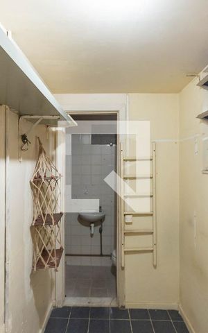 Casa à venda com 340m², 4 quartos e 3 vagasQuarto de Serviço