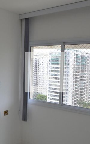 Apartamento à venda com 150m², 4 quartos e 2 vagasQuarto 2