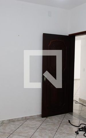 Casa à venda com 478m², 5 quartos e 2 vagas Casa à venda com 478m², 5 quartos e 2 vagasQuarto 1