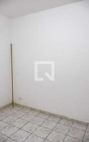 Casa à venda com 478m², 5 quartos e 2 vagas Casa à venda com 478m², 5 quartos e 2 vagasQuarto 5