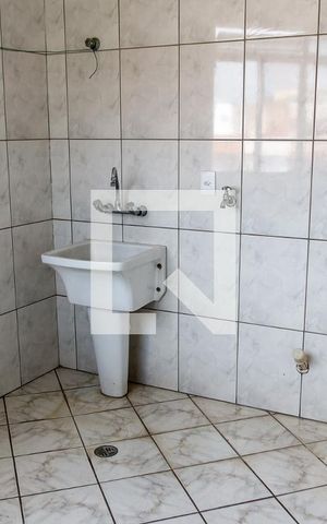 Casa à venda com 478m², 5 quartos e 2 vagas Casa à venda com 478m², 5 quartos e 2 vagasÁrea de Serviço