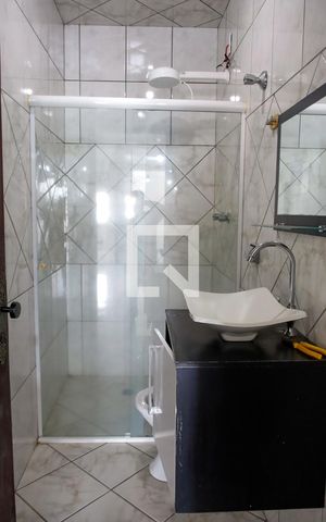 Casa à venda com 478m², 5 quartos e 2 vagas Casa à venda com 478m², 5 quartos e 2 vagasBanheiro 2